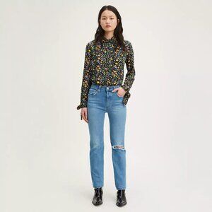 Levi’s 501 Distressed Jeans W27 L30 Button Fly Classic Light Medium Wash Denim